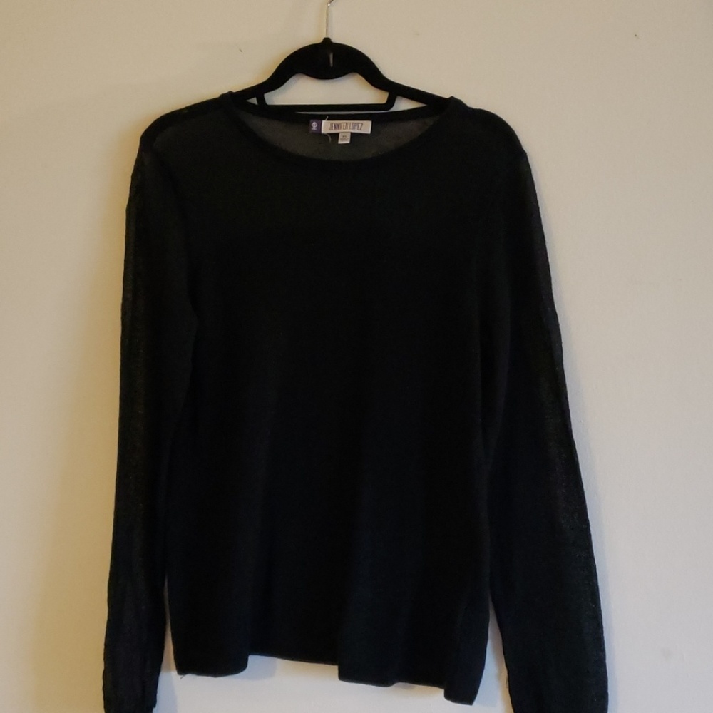 Jennifer Lopez long sleeve top